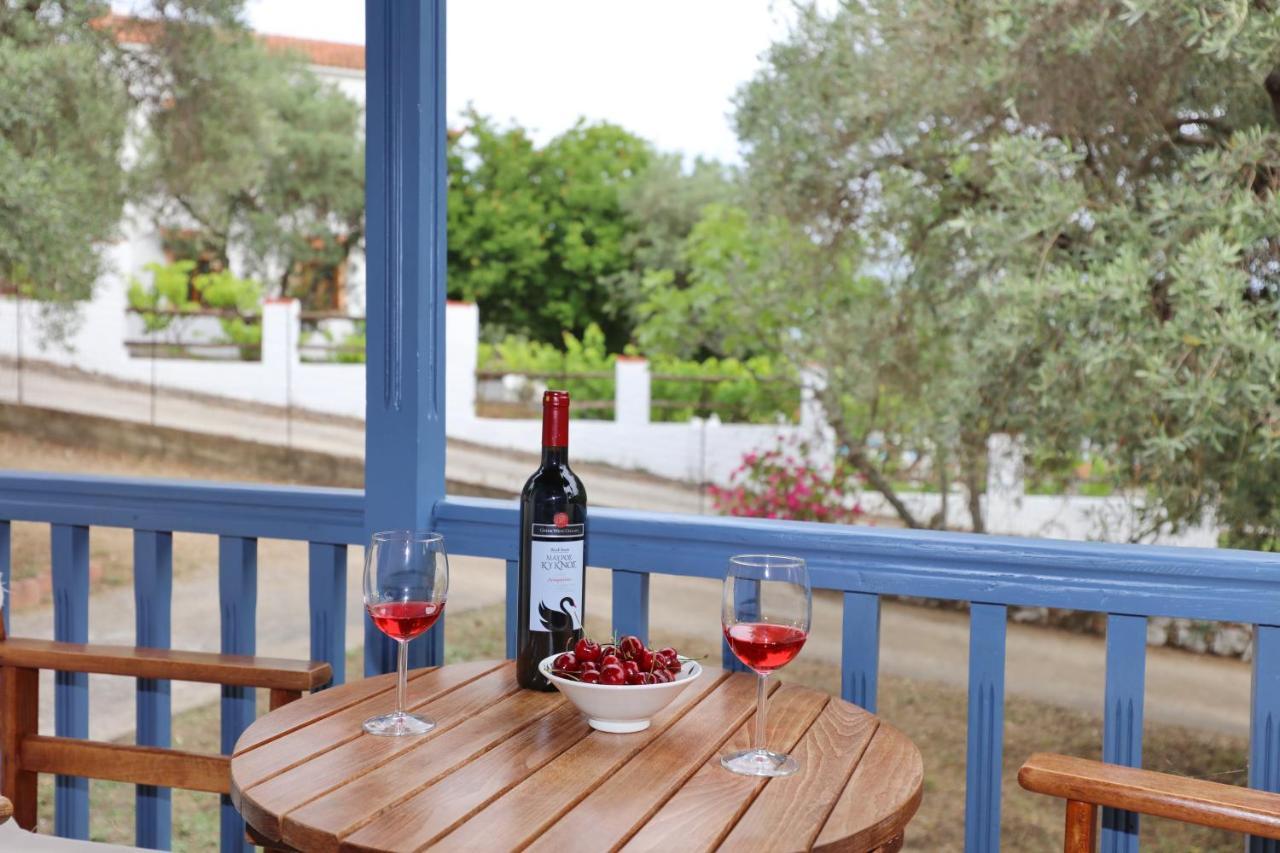 Skopelos Panos Studios สตาฟิลอส ภายนอก รูปภาพ